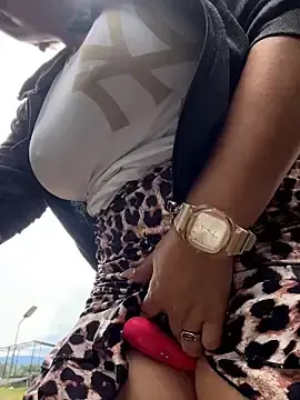 Stripchat Live Sex Cam of sammyqueenx21
