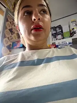 Stripchat Live Sex Cam of sammyqueenx21