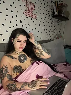 Stripchat Adult Webcams of tempzzz12