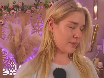 Stripchat Free Porn Cam of Smiley_Mia