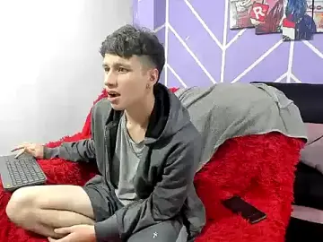 Stripchat Free Porn Cam of DANIEL_Hot777