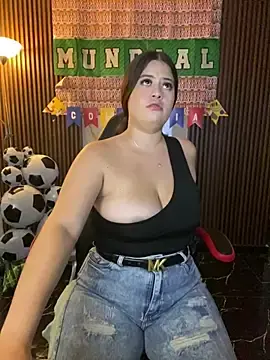 Stripchat Free Porn Cam of Natalia_Cleark09