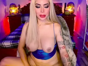 Stripchat Live Sex Cam of _QueenGoddess_