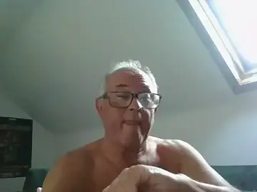 Stripchat Watch Live Sex Cams of naughtygrandad1