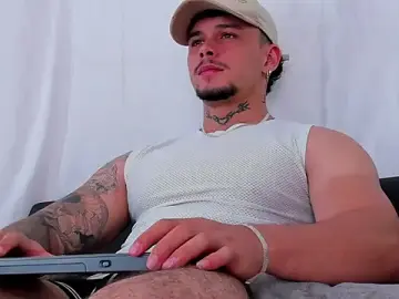 Stripchat Sex Chat of NoahhBrown