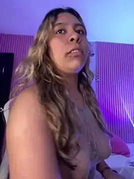 Stripchat Best Webcam of Sophie19__