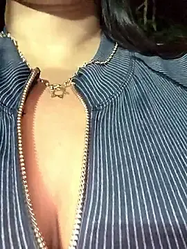 Stripchat Free Live Porn of camiysebas21