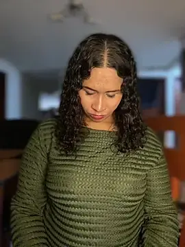 Stripchat Free Live Porn of Carola-Ross