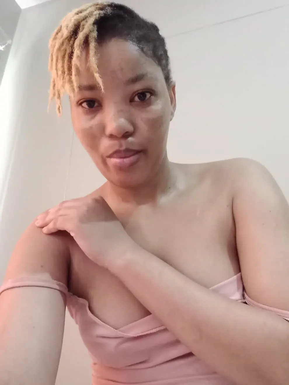 SEXYLIGHTBITCH