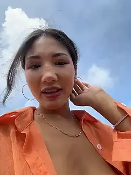 Stripchat Free Porn Cam of lean_lie8
