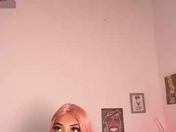 Stripchat Live Sex of Cata_green