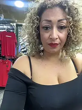 Stripchat Watch Live Sex Cams of Katti_Barrera