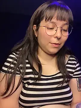 Stripchat Free Porn Cam of Solo_yoss