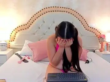 Stripchat Free Porn Cam of CintiaHolmss