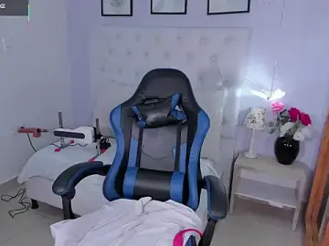 Stripchat Free Porn Cam of kitty_kayo