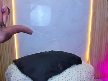 Stripchat Watch Live Sex Cams of wild_demongirl