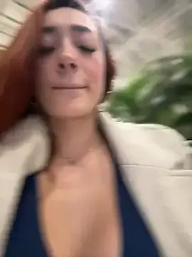 Stripchat Free Porn Cam of ariiel_