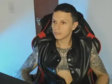 Stripchat Watch Live Sex Cams of Masterdave7
