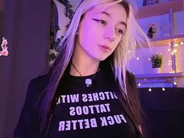 Stripchat Free Live Porn of TristaRoht