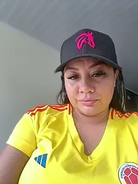 Stripchat Sex Cam of ValeryGrey