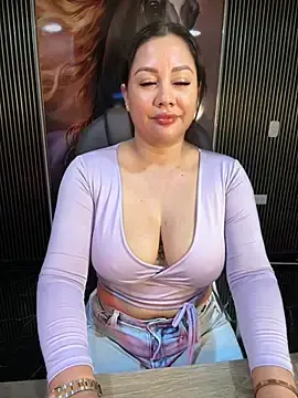Stripchat Sex Cam of ValeryGrey