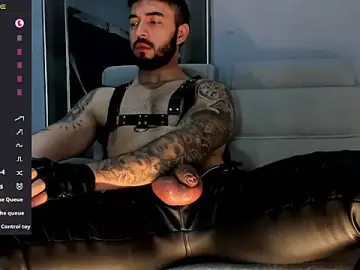 Stripchat Live Porn of MarkWalker__