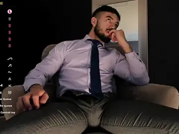 Stripchat Live Sex Cam of MarkWalker__