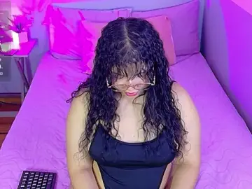 Stripchat Live Sex of innocenthazel