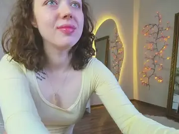 Stripchat Nude Webcam of Lunar_Lily