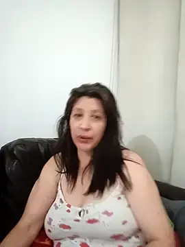 Stripchat Nude Webcam of carolina_linarez69