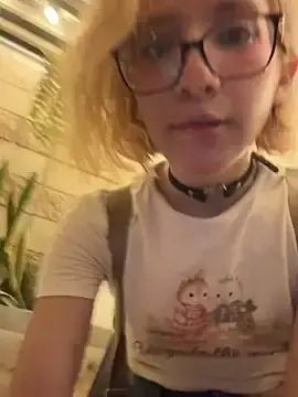 Stripchat Nude Webcam of SweetBunnyGF