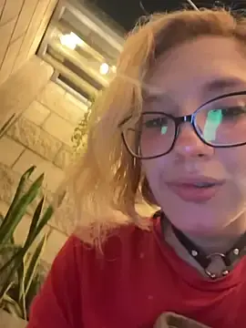 Stripchat Live Porn of SweetBunnyGF