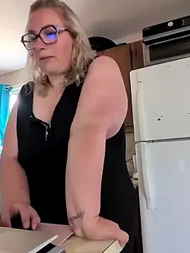 Stripchat Watch Live Sex Cams of Canadian_BBW