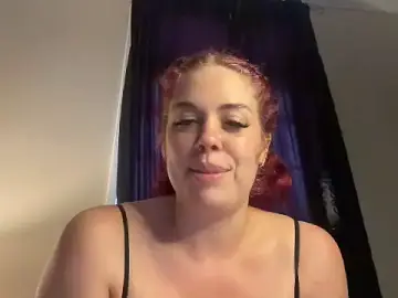 Stripchat Sex Cam of amberluxxe