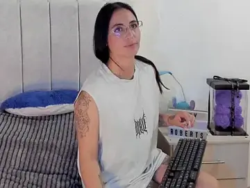 Stripchat Sex Cam of anny_roberts