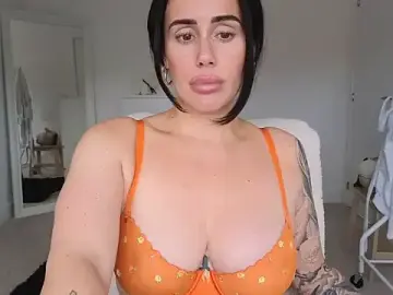 Stripchat Watch Live Sex Cams of LibbyLoveHeartx