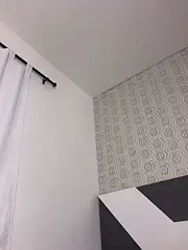Stripchat Sex Cam of Mia_rivers__