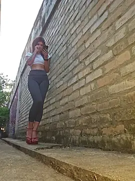 Stripchat Live Sex Cam of Yuky_ta