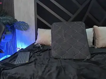 Stripchat Watch Live Sex Cams of Johan_Williams_07