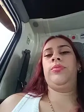 Stripchat Free Live Porn of MariBelle1