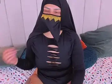 Stripchat Live Sex Cam of Samira_Flame