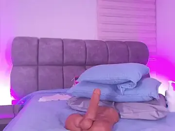 Stripchat Free Live Porn of vale_ross_