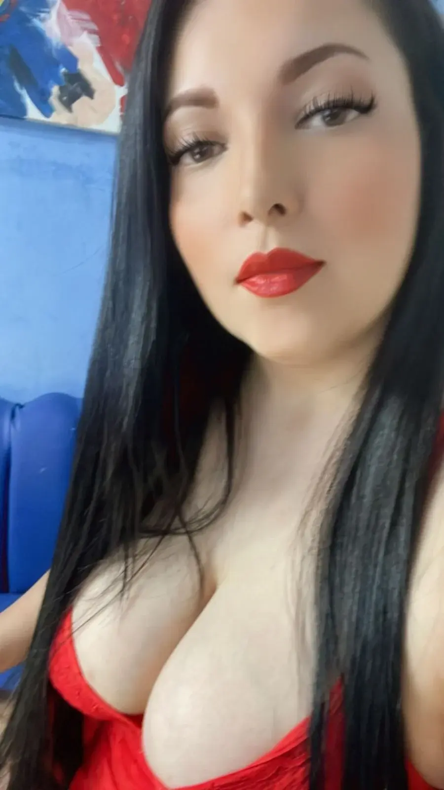 Juliana_bigboobs