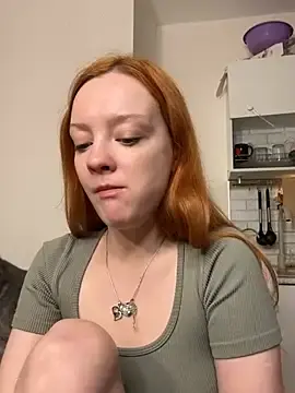 Stripchat Best live sex cam show of Radiants_two