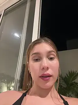 Stripchat Live Sex of Nikii__