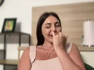 Stripchat Sex Chat of Darsy_Rox