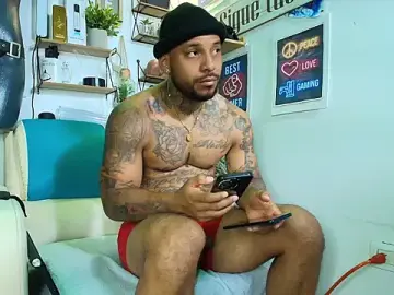 Stripchat Live Porn of Leenar_Key