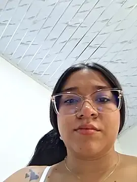 Stripchat Live Sex Cam of -VICKKY