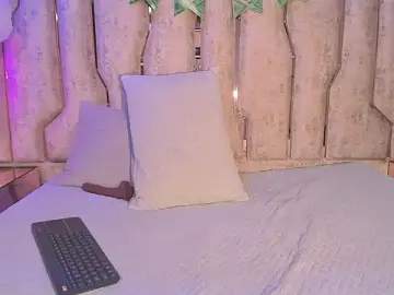 Stripchat Free Live Porn of chica_nocturna25