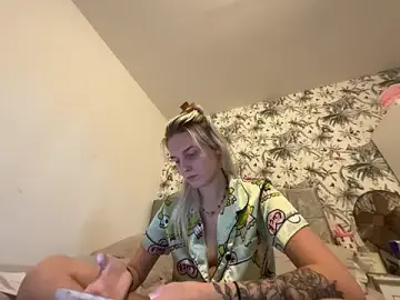 Stripchat Sex Cam of Elsa_Dark